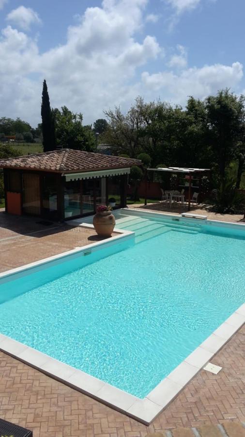 Le Rose Bed & Breakfast Nettuno Eksteriør bilde